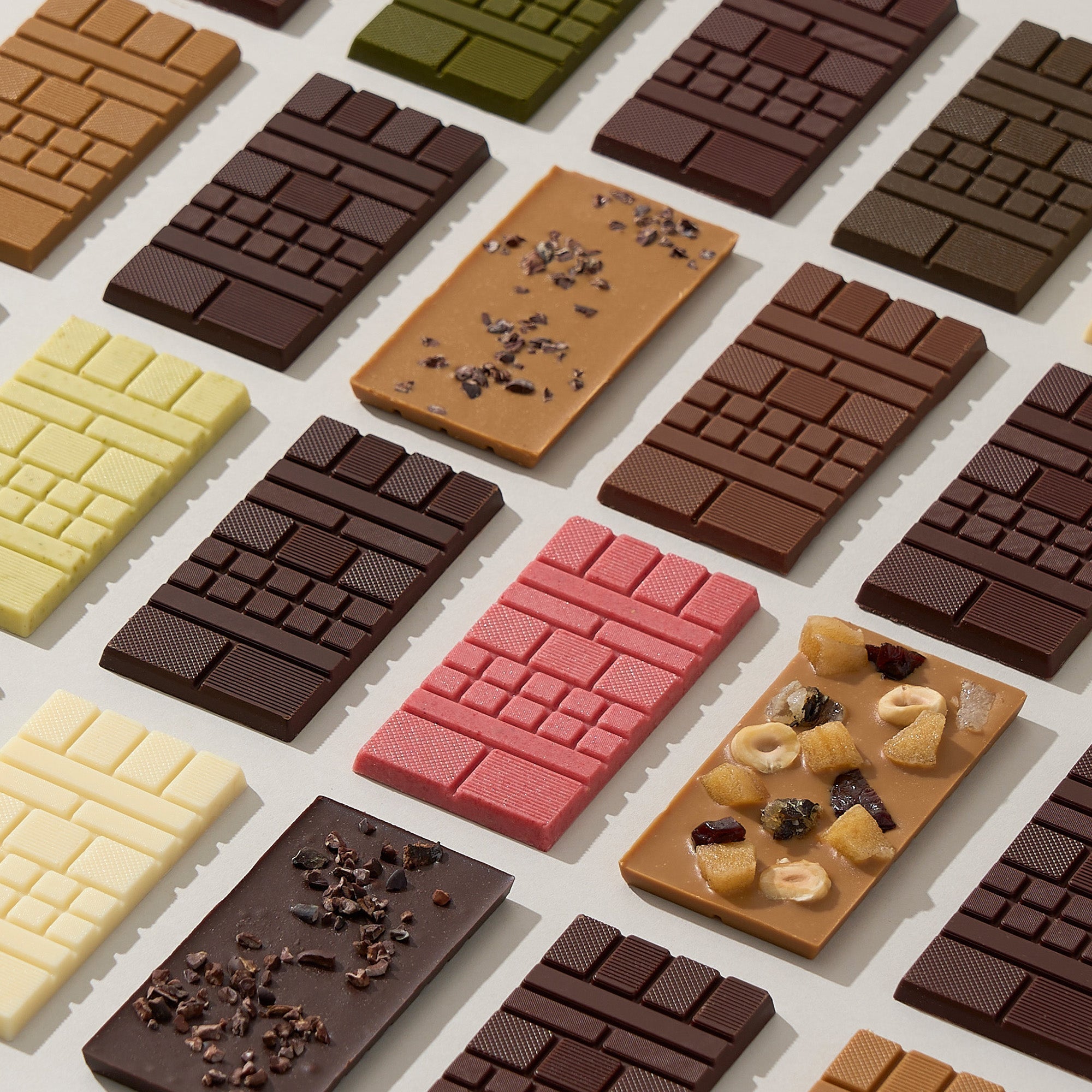 24種のチョコレートで表現する新シリーズ「NEW ARTS & CRAFTS」新登場