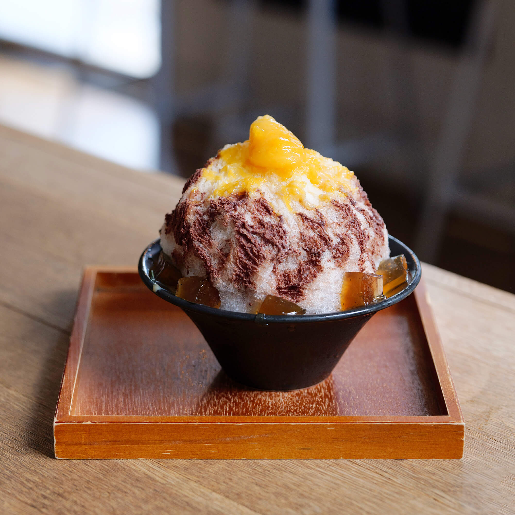 2023年版】専門店ならではの夏季限定「チョコレートかき氷」が進化を