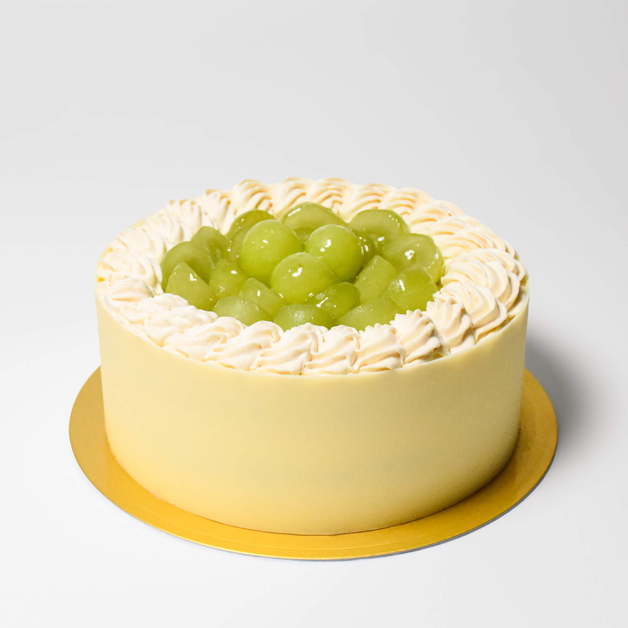 ショートケーキ Minimal祖師ヶ谷大蔵店に、みずみずしいシャインマスカットのショート