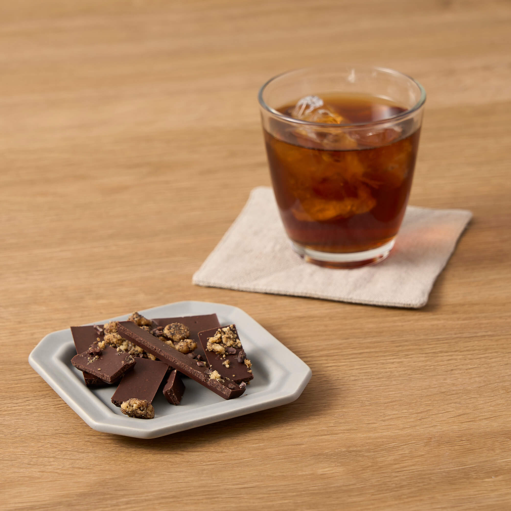フランス製　チョコレート型　バンビ SEASONAL フィリピン70% コーヒークランブル – Minimal - Bean to Bar