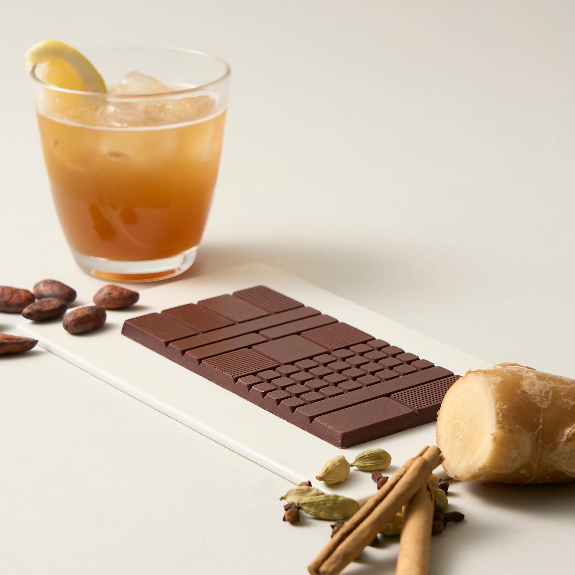 SEASONAL タンザニア クラフトコーラ（板チョコレート） – Minimal