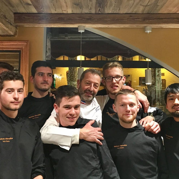 Staff Story #2 清水編（前編）】～シャイだった少年がフランスMOFの