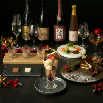 フェスティブシーズン限定「チョコレートおまかせコース」登場。チョコレートシュトーレンパフェ”や“カカオソースのチキン”など、大人のホリデーを彩る12月限定特別メニュー