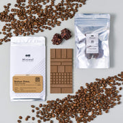 丸山珈琲×Minimal コラボレーション2022年新作登場。コーヒーのうつろう風味を閉じ込めた板チョコレートと「コーヒークランチチョコレート」