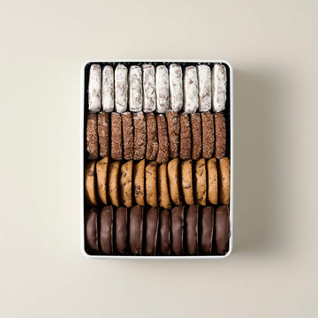 麻布台ヒルズ店 2周年限定「4種のチョコレートクッキー缶」登場。さらにコース＆アフタヌーンティー1,000円オフを実施。