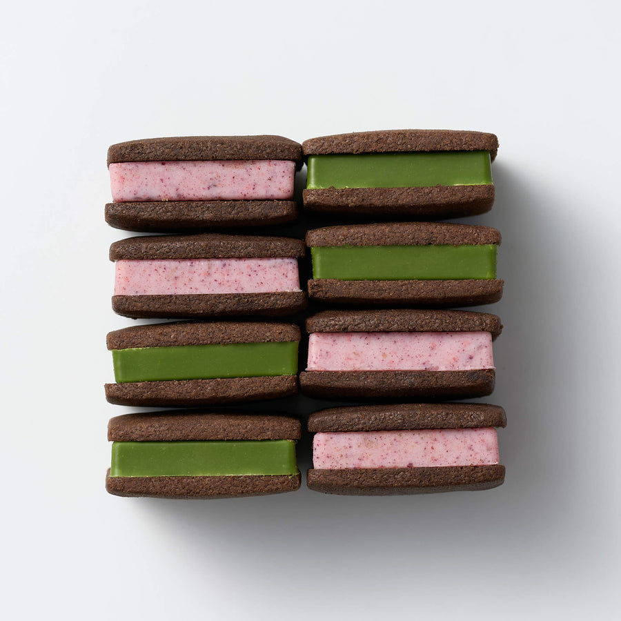 チョコレートサンドクッキー -苺＆抹茶-（8粒入）