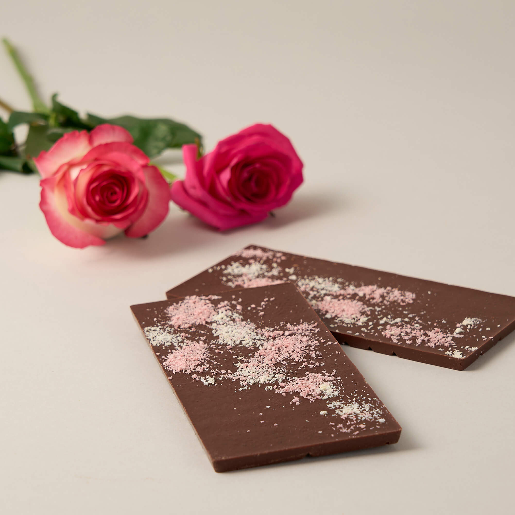 まる様♡チョコレート マダガスカル × ローズ – Minimal - Bean to Bar Chocolate -