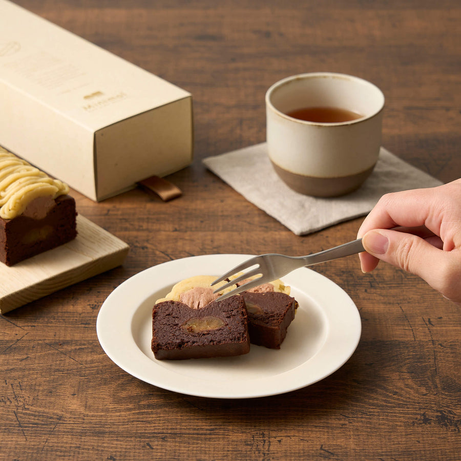 和栗モンブランの生ガトーショコラ – Minimal - Bean to Bar Chocolate -
