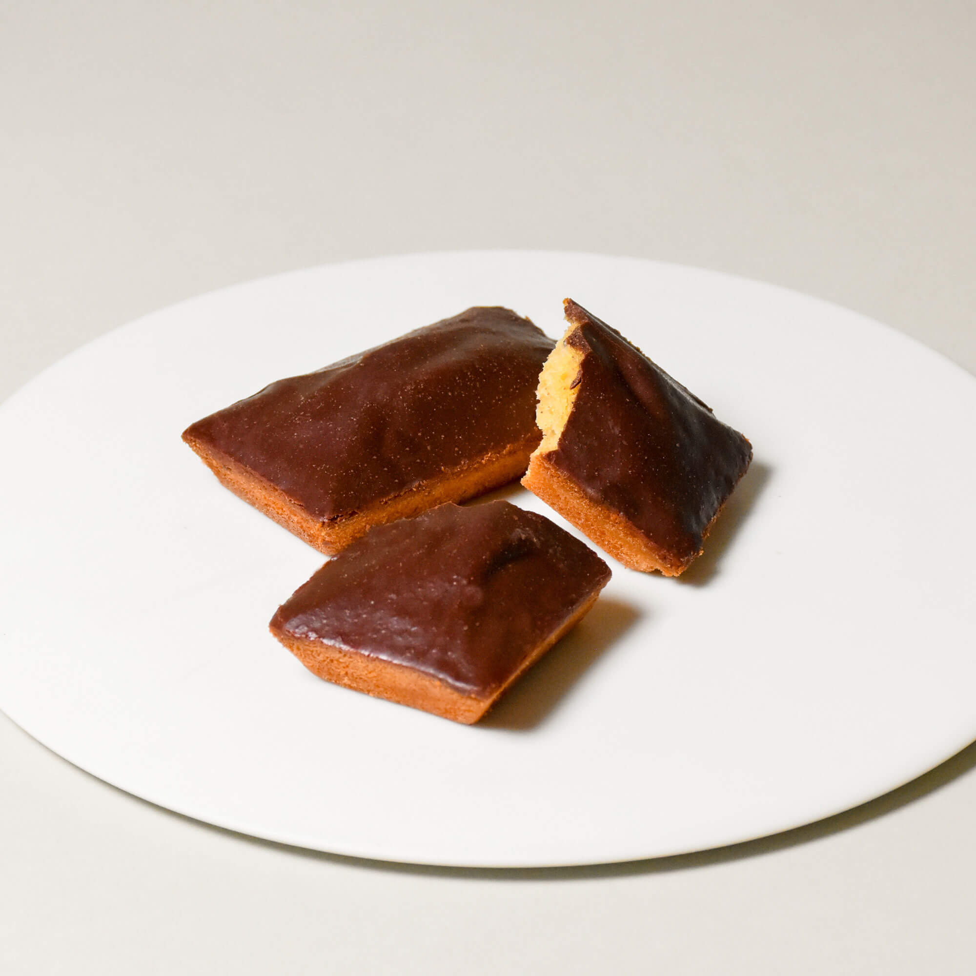 チョコレートがけフィナンシェ2種詰め合わせ（5個入） – Minimal
